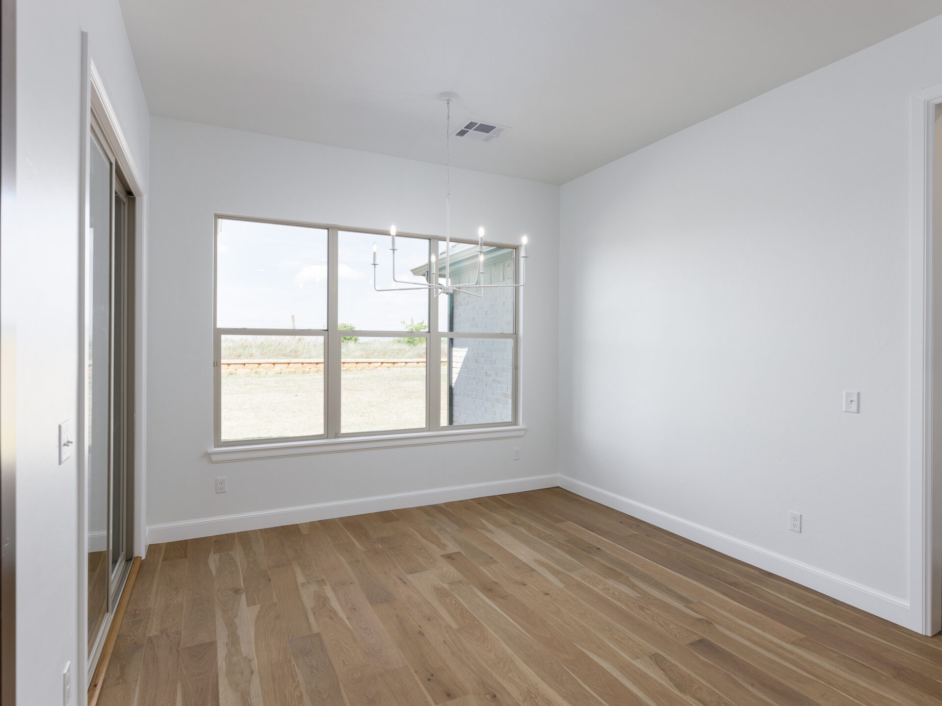 dining room, kitchen, kitchen design, interior design, open concept, new construction, interior design, home for sale, homes in Norman, Norman OK