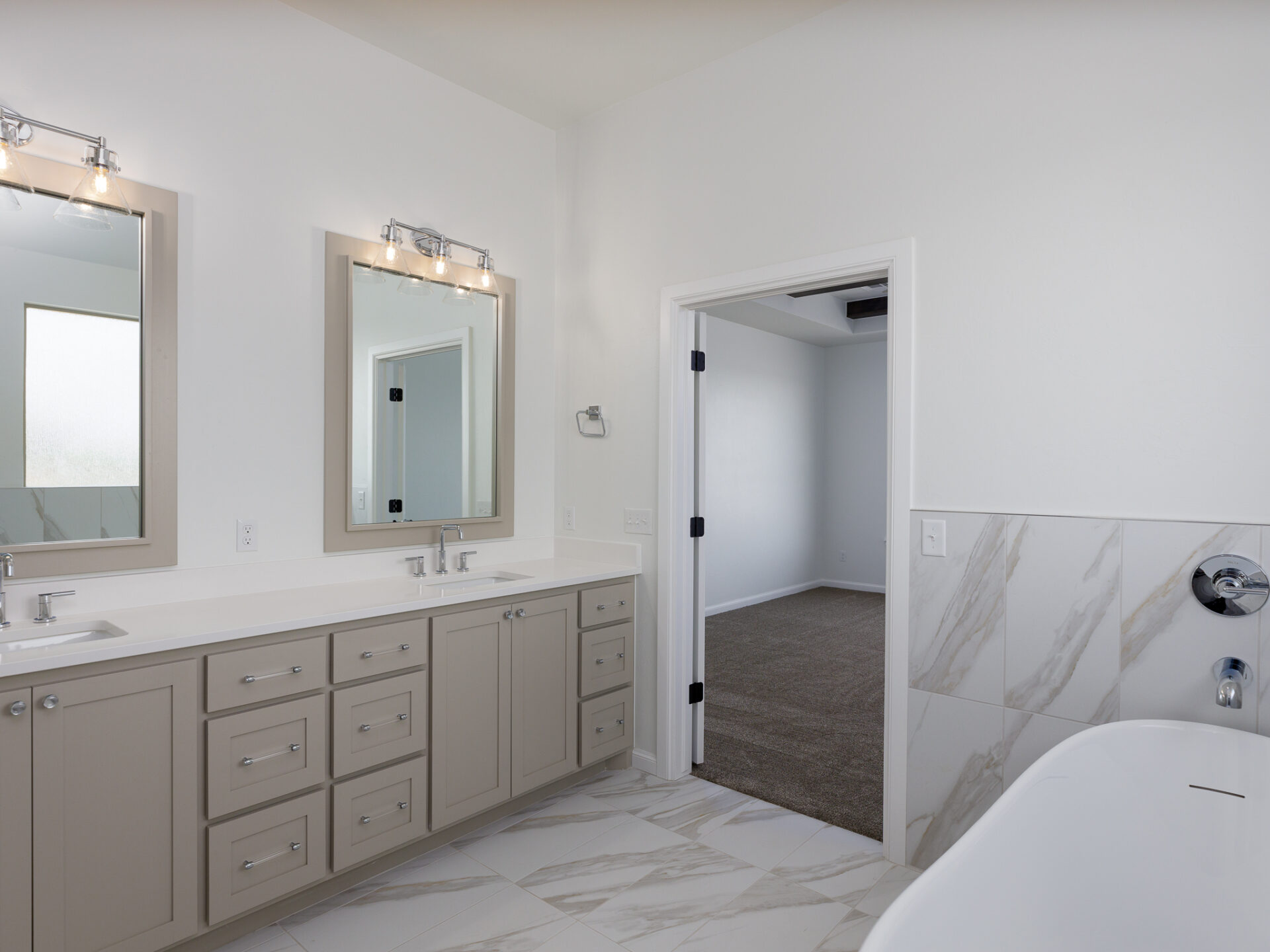 master bath, master bathroom, bathroom design, new construction, interior design, home for sale, homes in Norman, Norman OK